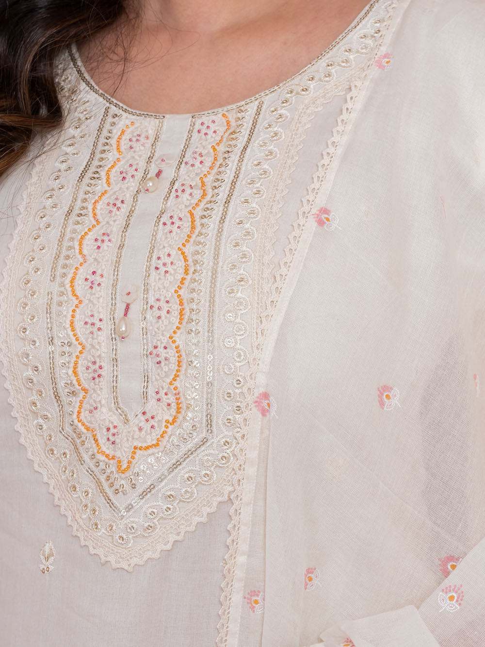 MALKORA IVORY ROSETTE EMBROIDERED SUIT SET